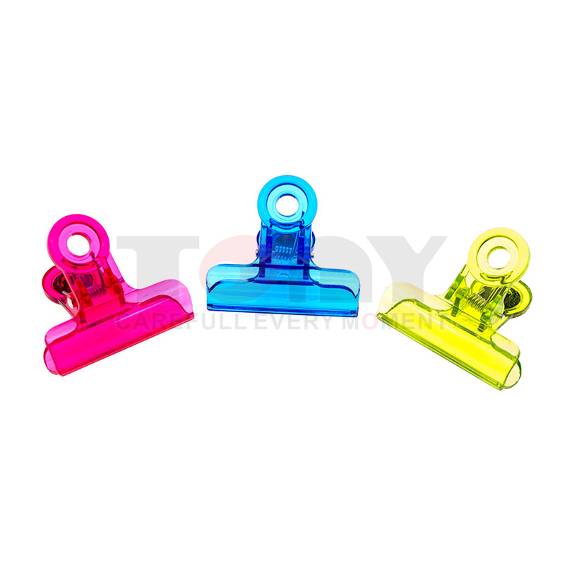 Magnetisk plastclips